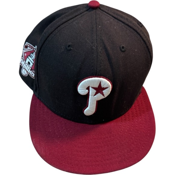 Philadelphia Phillies New Era MLB Fitted Hat Black Burgundy Size 7 1/4 - Picture 1 of 8